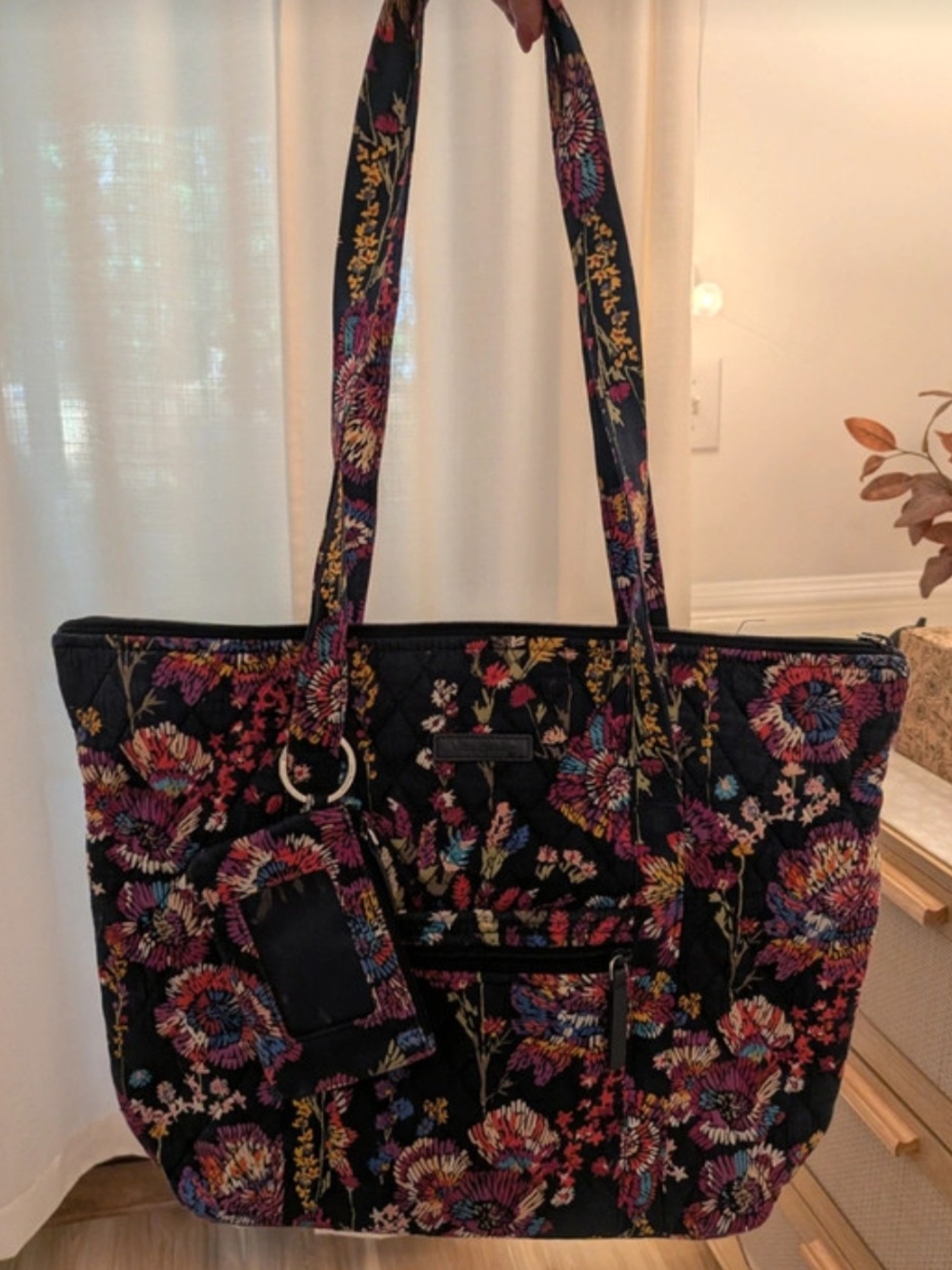 Vera Bradley RETIRED PATTERN Quilted Tote Bag - Multicolor Floral Print